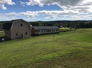 1246 Bricketts Crossing Rd, Cabot, VT 05647