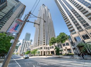763 Bay St #307, Toronto, ON M5G 2R3