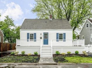 15 E St, Hull, MA 02045