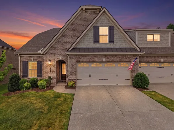1043 Callaway Dr, Lebanon, TN 37087