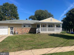 35 Langdon Rd, Burlington Township, NJ 08016