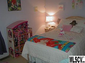 3rd image of 4340 N Center St Unit 405