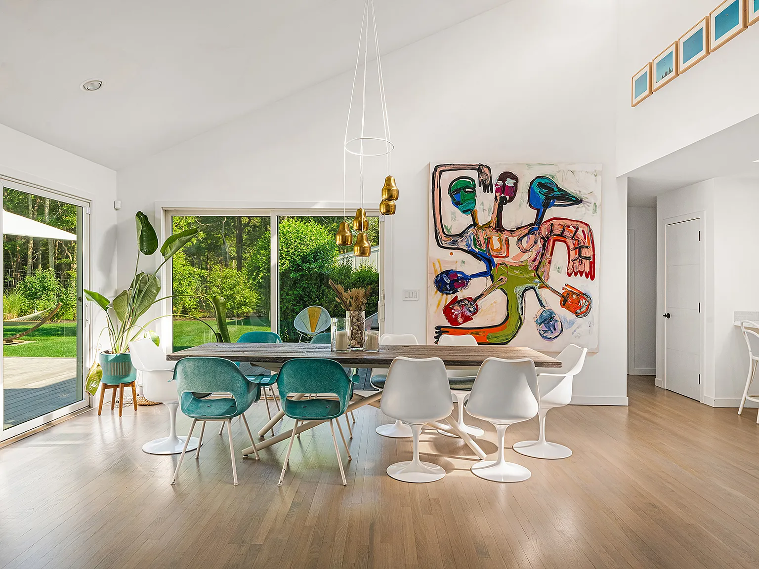 Time to indulge and relax at this Summer oasis — Photo 2