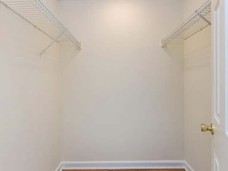 Baytree Condominiums — Photo 45