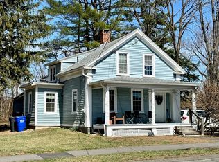 91 Meadow St, Amherst, MA 01002