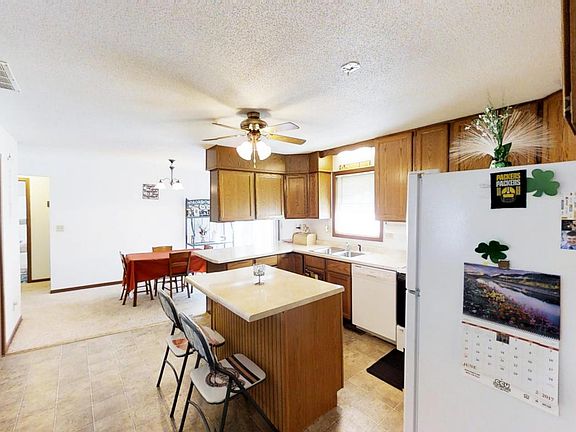 4th image of 16956 13th St