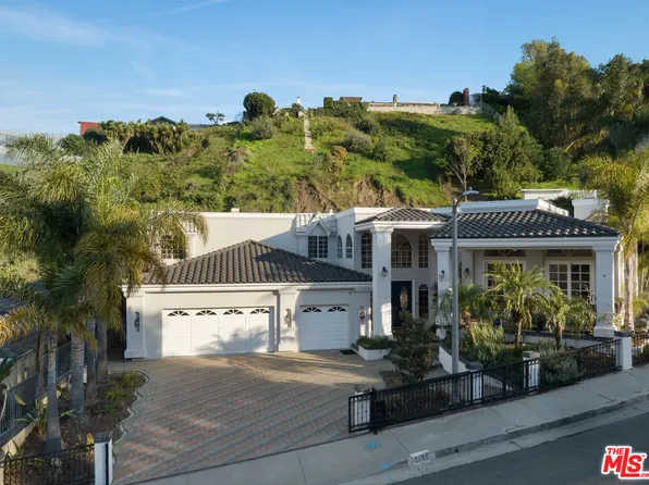 3966 S Cloverdale Ave, Los Angeles, CA 90008