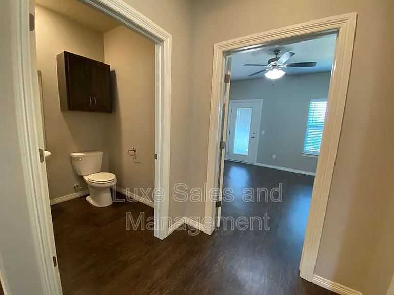 2133 Camino Del Plaza Ln — Photo 13