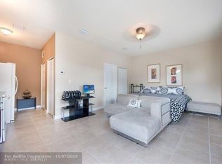 16825 SW 95th St #2, Miami, FL 33196