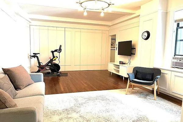 Rented by Sotheby's International Realty | media 19