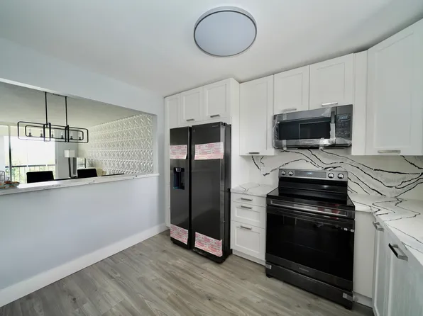 2541 Aragon Blvd APT 305, Fort Lauderdale, FL 33322