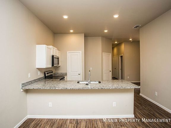 5th image of 2111 N Jayton Ave #A