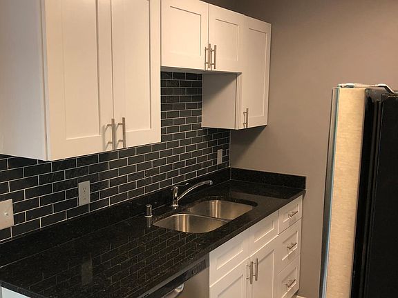 New Stainless Steel Appliances, Granite Counter Tops, New Ca