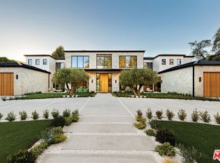 5345 Encino Ave, Encino, CA 91316