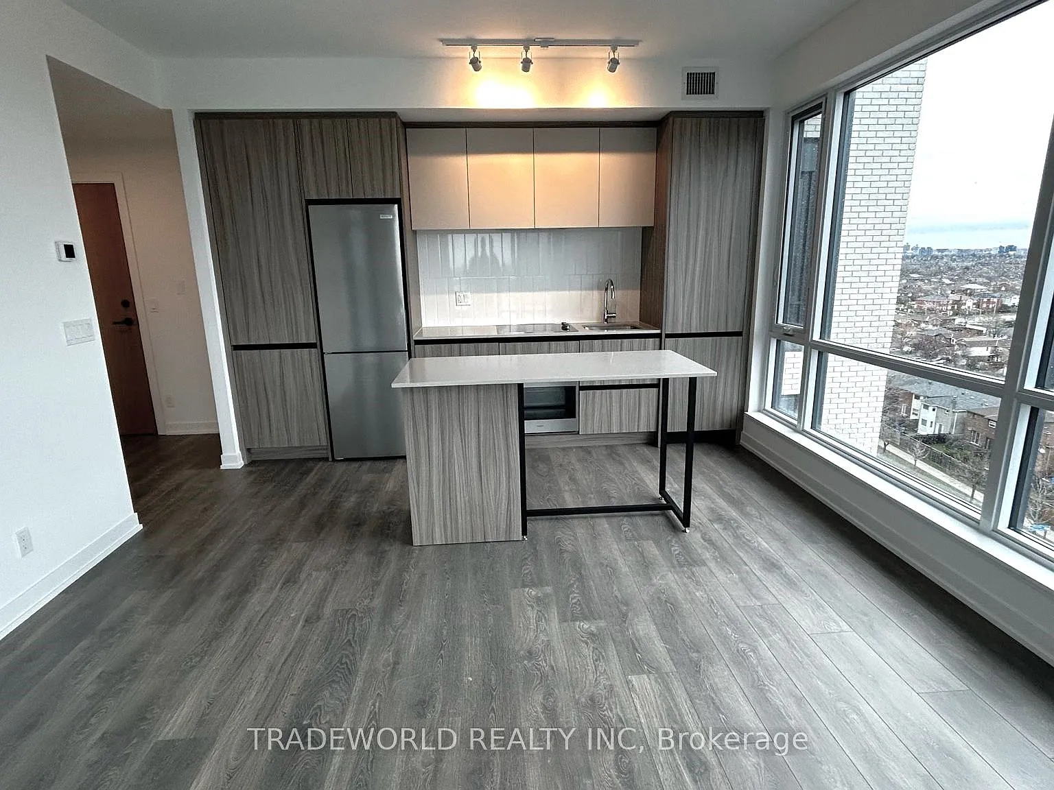 1 bed, $2,450 — Photo 4