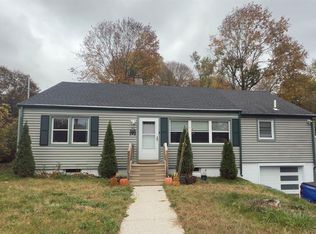 92 Lake St, Moosup, CT 06354