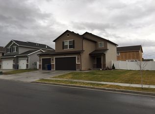 923 Chatham Dr N, North Salt Lake, UT 84054