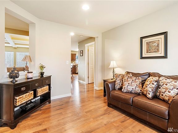 3rd image of 11403 135th St E