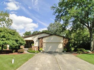 6391 Brewer Rd, Flint, MI 48507