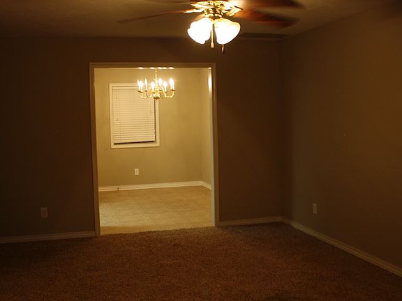 3rd image of 130B Richmond Trl NE