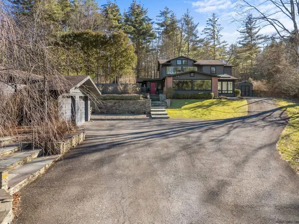 15-17 Broadview Road, Woodstock, NY 12498