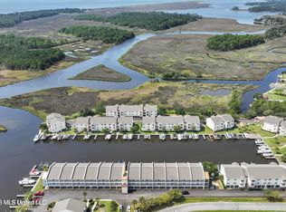 2421 Beachview Dr APT H05, Ocean Springs, MS 39564