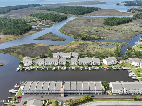2421 Beachview Dr APT H05, Ocean Springs, MS 39564