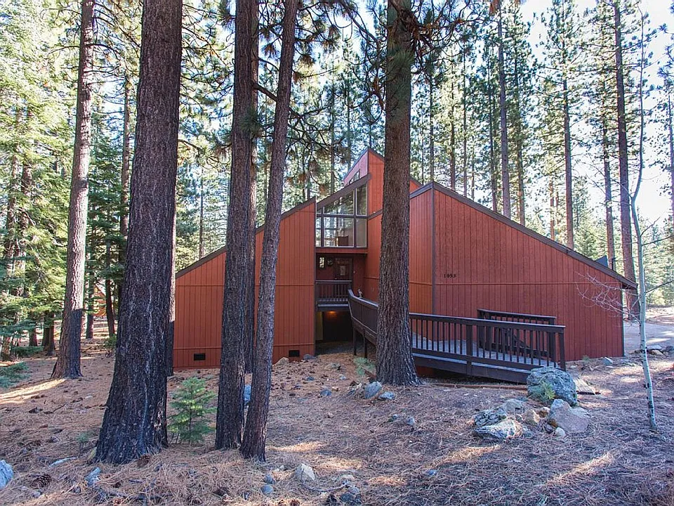 1953 N Upper Truckee Rd