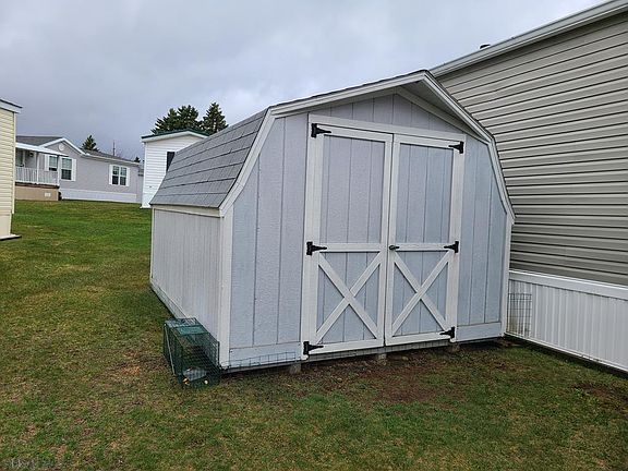 2nd image of 134 Horseshoe Dr
