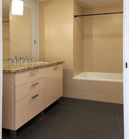 460 S Spring St #908 — Photo 19