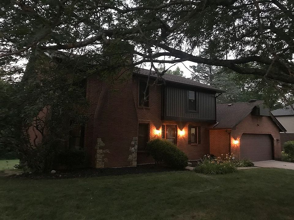 1st image of 6721 Oak Field Dr