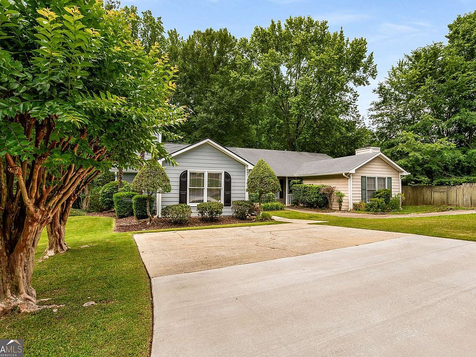 1st image of 1930 Cooper Landing Dr SE