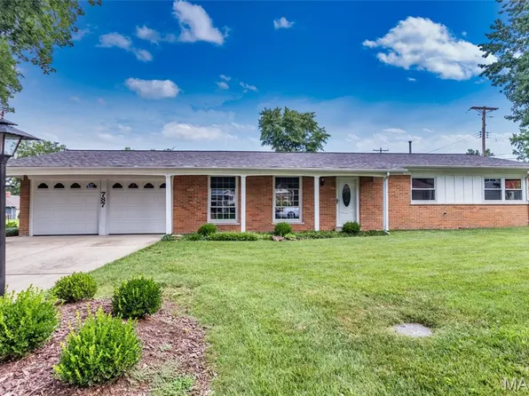 787 Chevron Dr, Saint Louis, MO 63125