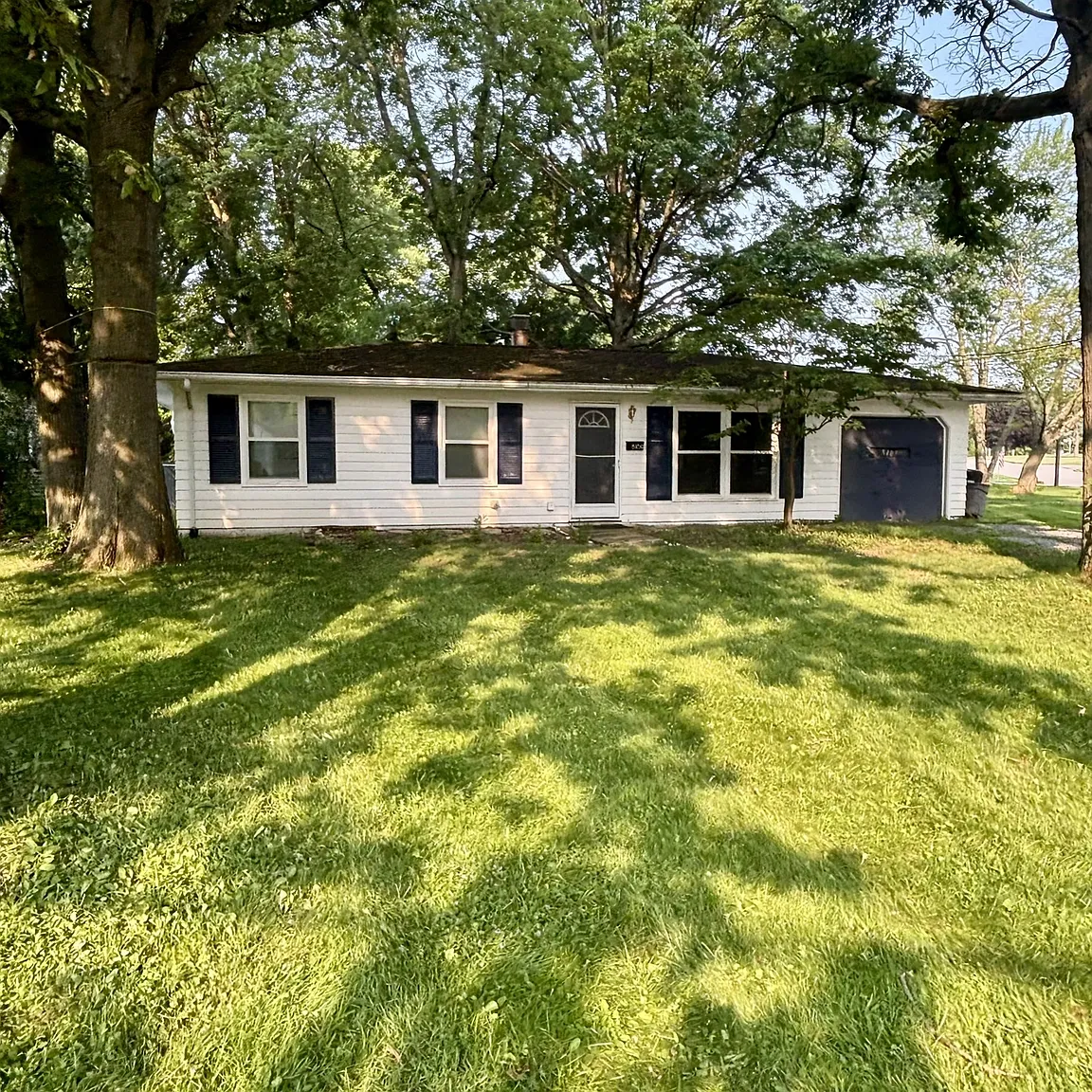 5109 Sterling Ave photo 1