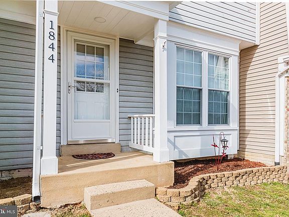 3rd image of 1844 BRAMBLE BROOK LANE