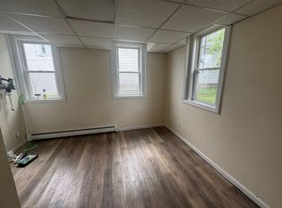 3 Chestnut St APT 3, Dover, NH 03820