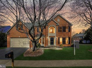 14086 Eagle Chase Cir, Chantilly, VA 20151