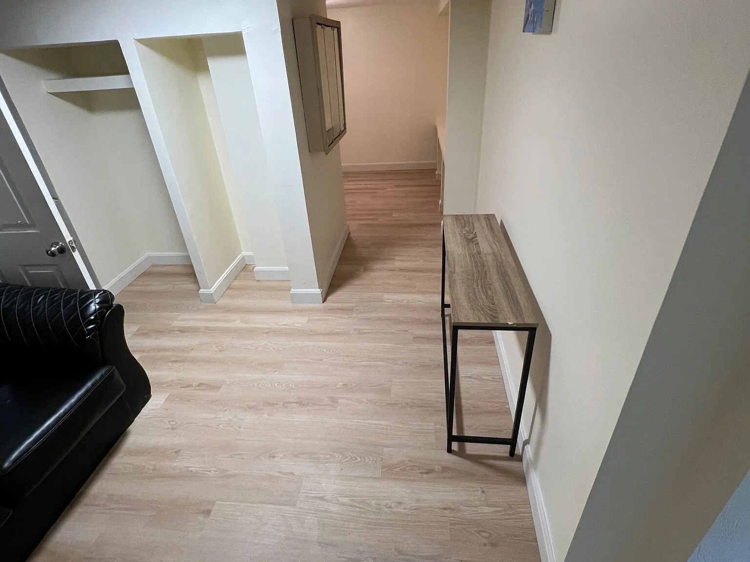 1 bed, 1.0 bath, $1,300 — Photo 2