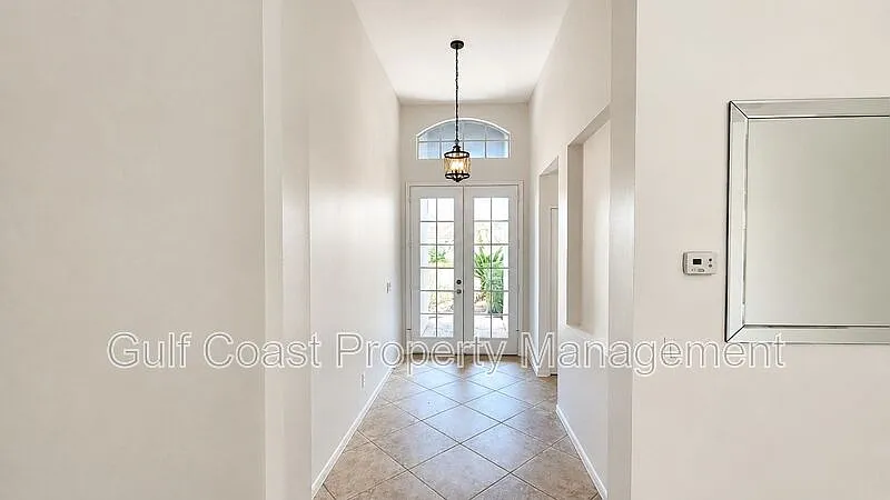Building Photo - 6836 Bay Hill Dr