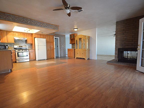 4th image of 1629 Crest Haven Ave
