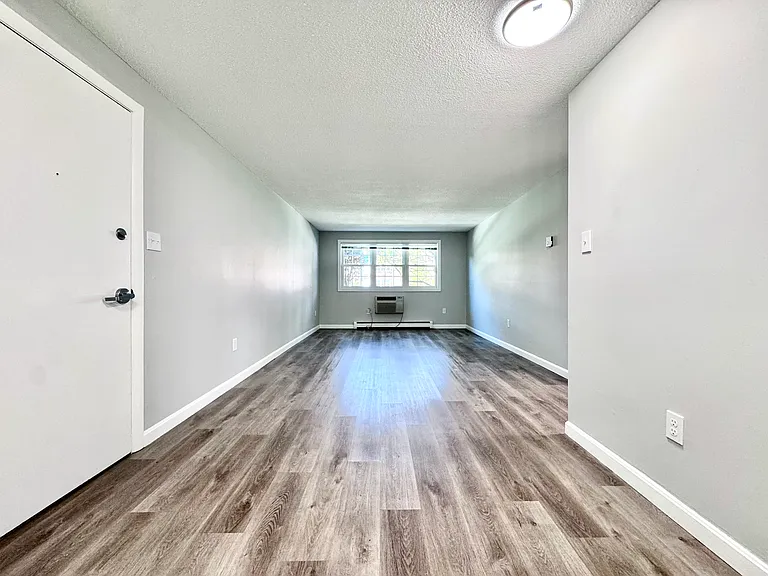 6 Old Colony Ln #2 — Photo 2