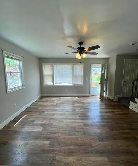 1646 Wadsworth Way — Photo 4