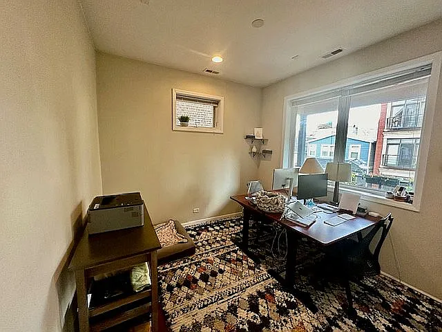 3 bed, 1850 sqft, $3,800 — Photo 4