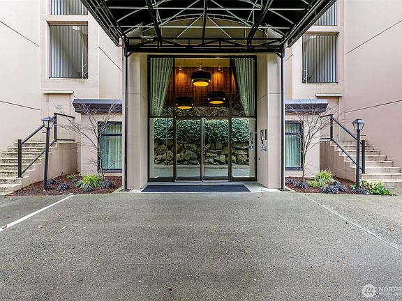 3rd image of 100 Ward Street #606