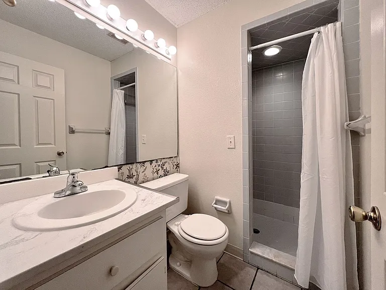 2312 Isle Royale Ct SE — Photo 11