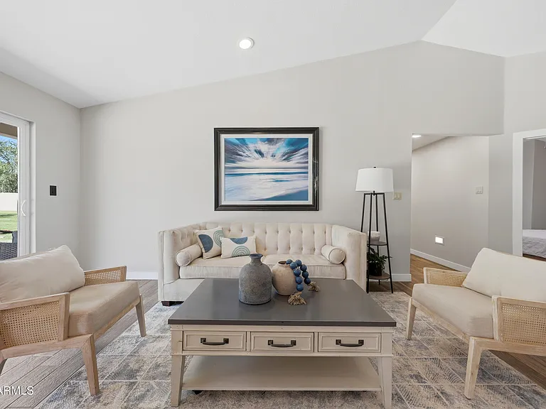 10432 W Avalon Dr — Photo 8