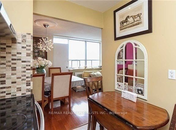 2nd image of 3145 Queen Frederica Dr #604