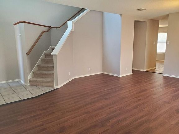2nd image of 8110 Hawick Dr