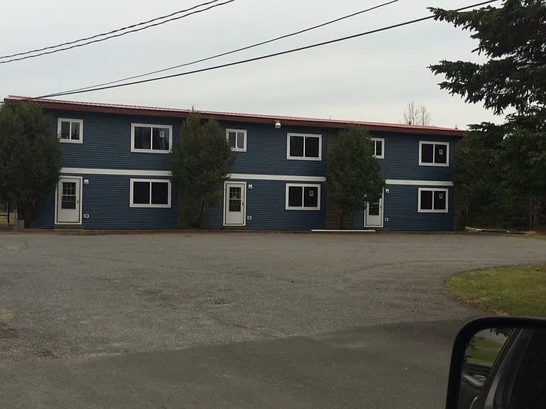 719 Access Hwy #7 — Photo 7