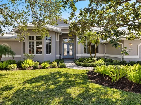 8579 Woodbriar Dr, Sarasota, FL 34238